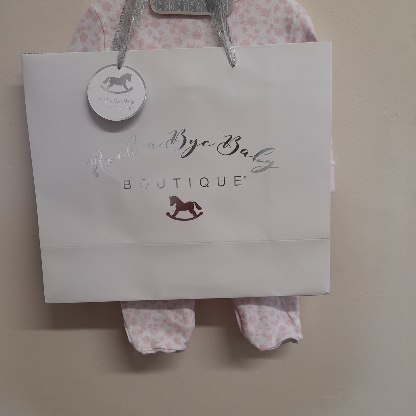 Babywear Floral 5 Piece Layette, Pink, with Dust Cover & Gift Bag