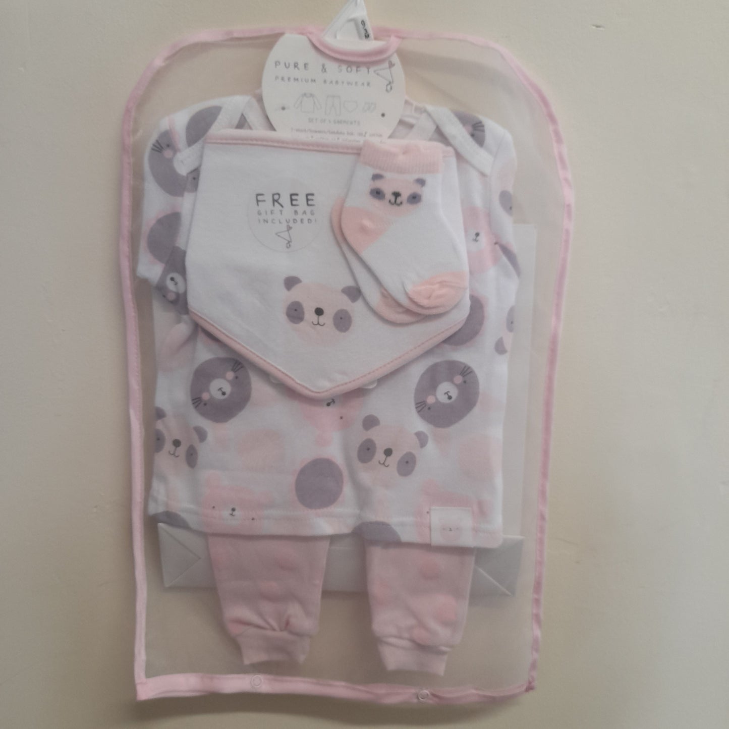 Babywear, Bear 4 Piece Gift Set, Pink, with Dust Cover and Bag