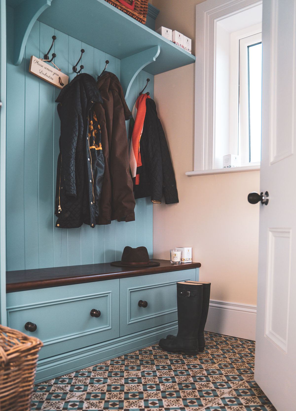 Buick House 'The Lane' Regular Candle, 220g